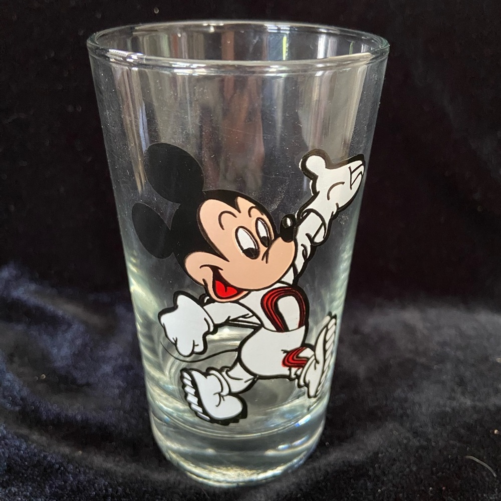 Vintage EPCOT Center Walt Disney World Mickey Mouse Glass